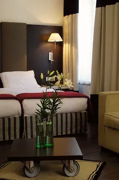 ホテル Nh Sint Pieters 3*